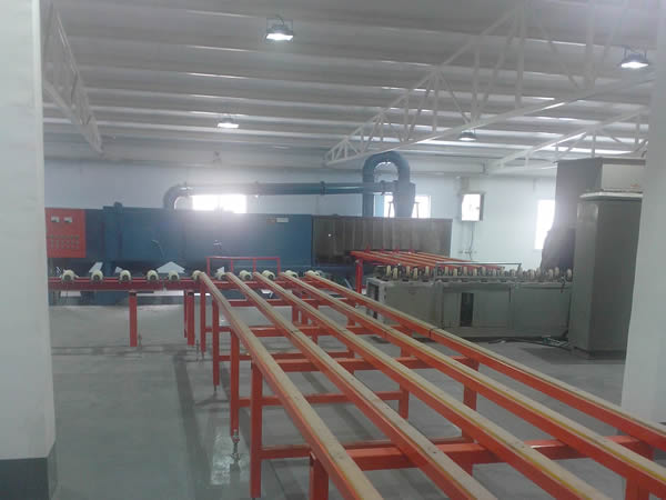 ���̰���