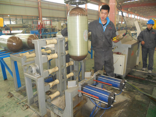 ���̰���