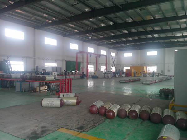 ���̰���