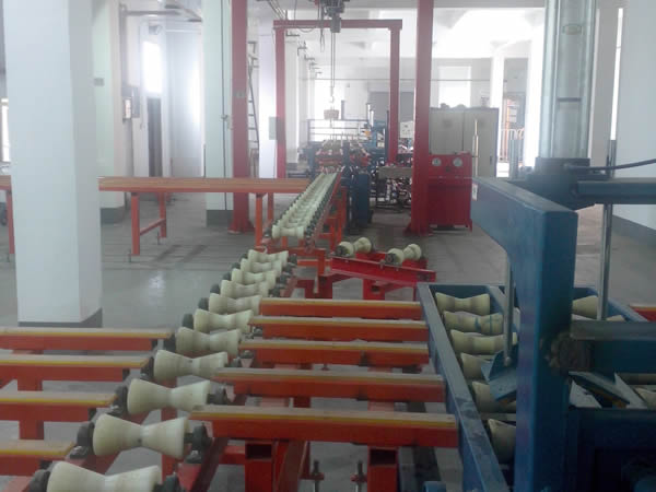 ���̰���